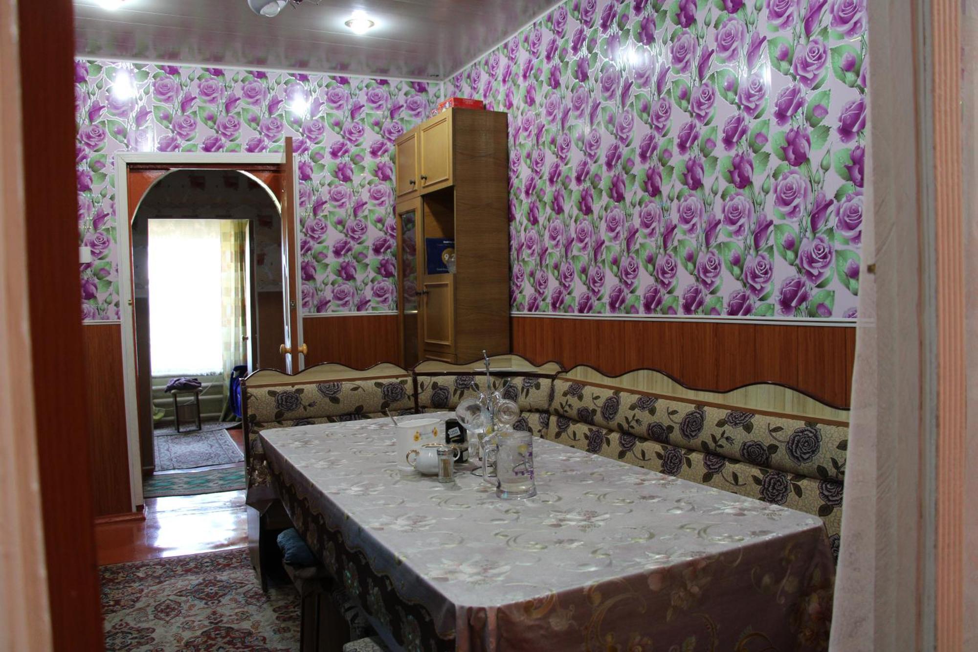 Guest House on Derbisheva Karakol Buitenkant foto