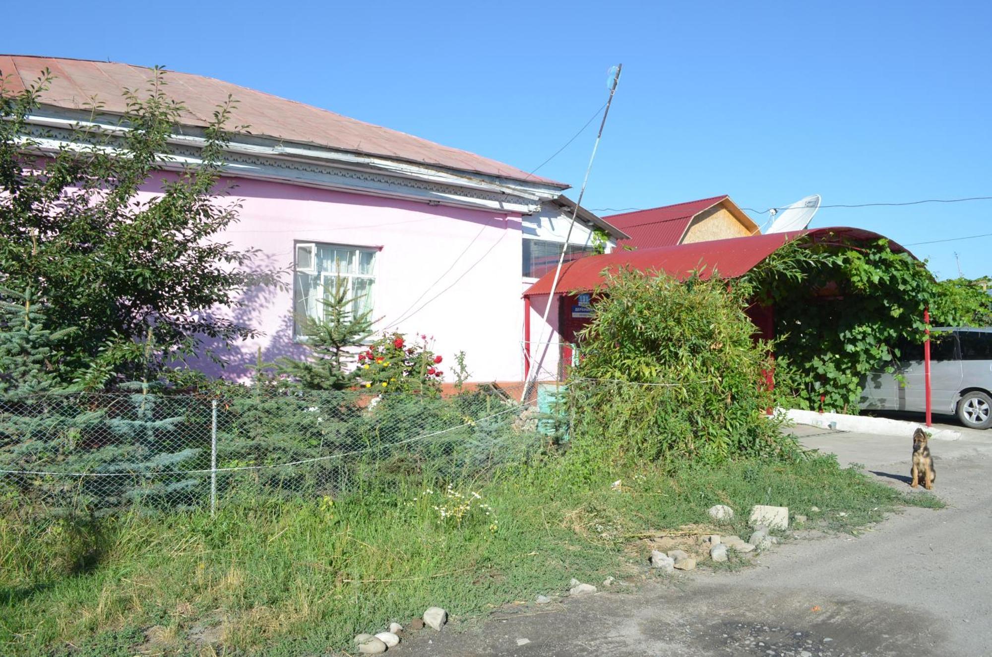 Guest House on Derbisheva Karakol Buitenkant foto